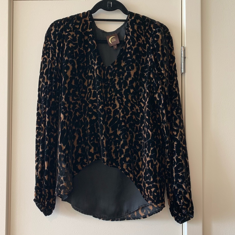 Super soft high low blouse